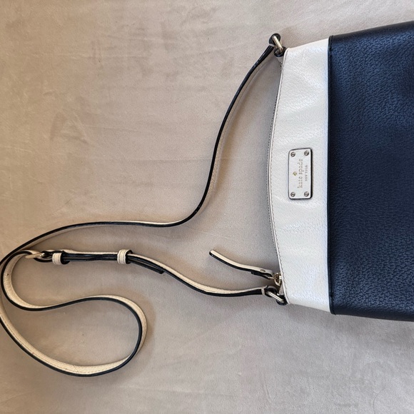 Kate Spade Black and White Small Crossbody Bag and Wallet Set - Picture 3 of 11